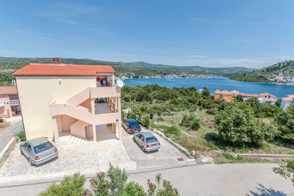 Apartment Mujan Podglavica Екстер'єр фото