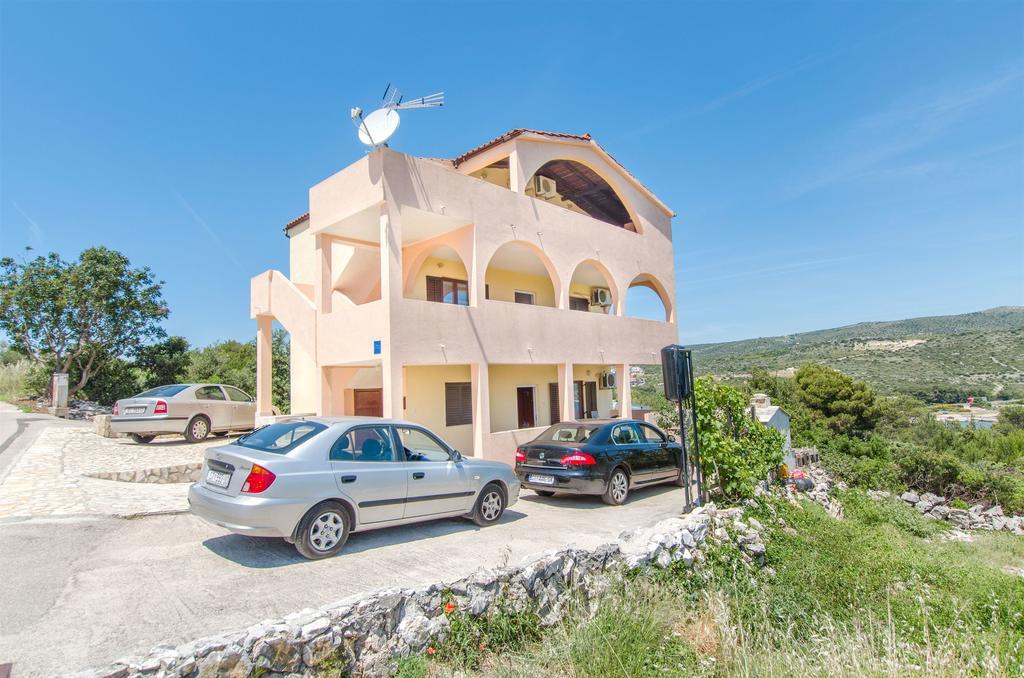 Apartment Mujan Podglavica Екстер'єр фото